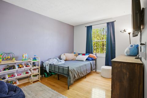 Tiny photo for 811 Westbury Drive, Algonquin, IL 60102 (MLS # 12652110)