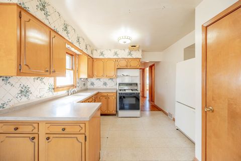 Tiny photo for 333 Barron Street, Bensenville, IL 60106 (MLS # 12603815)