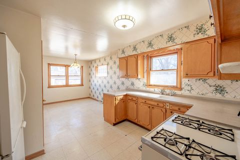 Tiny photo for 333 Barron Street, Bensenville, IL 60106 (MLS # 12603815)