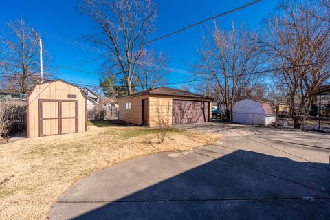 Tiny photo for 333 Barron Street, Bensenville, IL 60106 (MLS # 12603815)