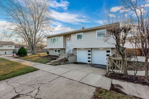 9132 Lincolnwood Drive Evanston IL 60203