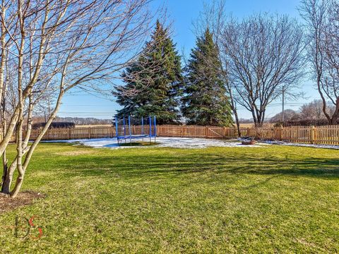 Tiny photo for 597 Redhorse Court, Yorkville, IL 60560 (MLS # 12597354)