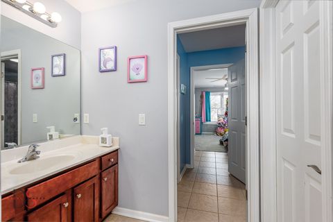 Tiny photo for 597 Redhorse Court, Yorkville, IL 60560 (MLS # 12597354)