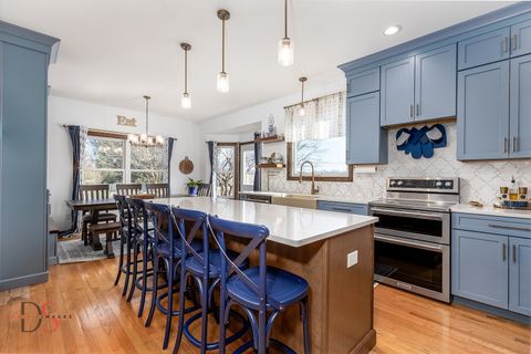 Tiny photo for 597 Redhorse Court, Yorkville, IL 60560 (MLS # 12597354)