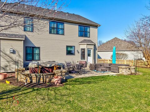 Tiny photo for 597 Redhorse Court, Yorkville, IL 60560 (MLS # 12597354)