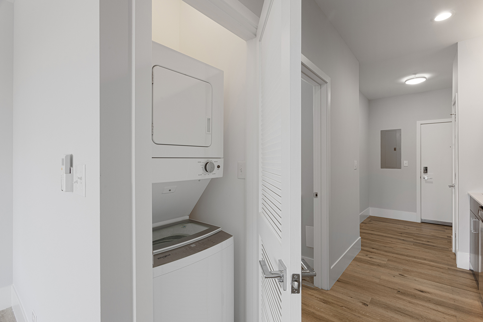 1531 W Howard Avenue 304