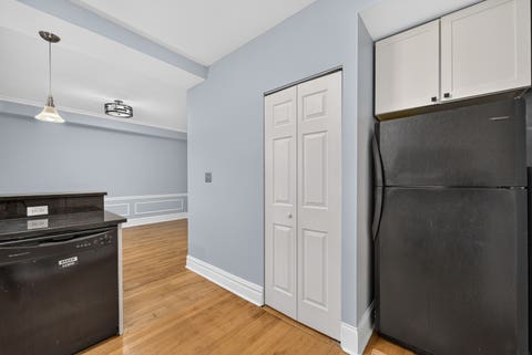 Tiny photo for 406 Wesley Avenue #1, Oak Park, IL 60302 (MLS # 12731388)