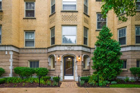 Tiny photo for 406 Wesley Avenue #1, Oak Park, IL 60302 (MLS # 12731388)