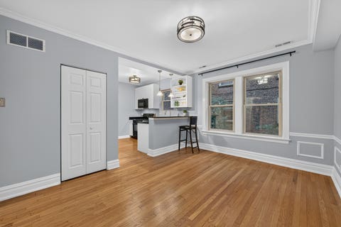 Tiny photo for 406 Wesley Avenue #1, Oak Park, IL 60302 (MLS # 12731388)