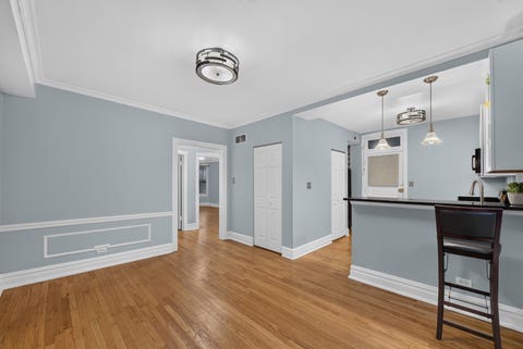 Tiny photo for 406 Wesley Avenue #1, Oak Park, IL 60302 (MLS # 12731388)