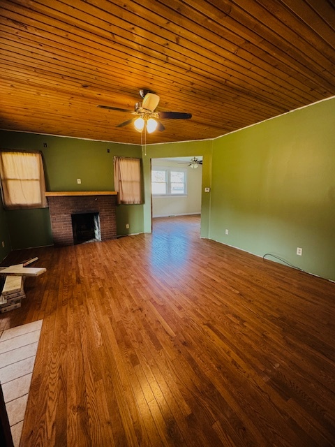 322 W 3rd Street