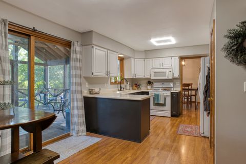 Tiny photo for 1618 Pebblewood Drive, Sycamore, IL 60178 (MLS # 12464550)