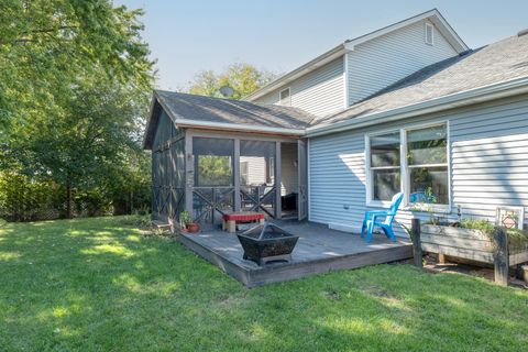Tiny photo for 1618 Pebblewood Drive, Sycamore, IL 60178 (MLS # 12464550)
