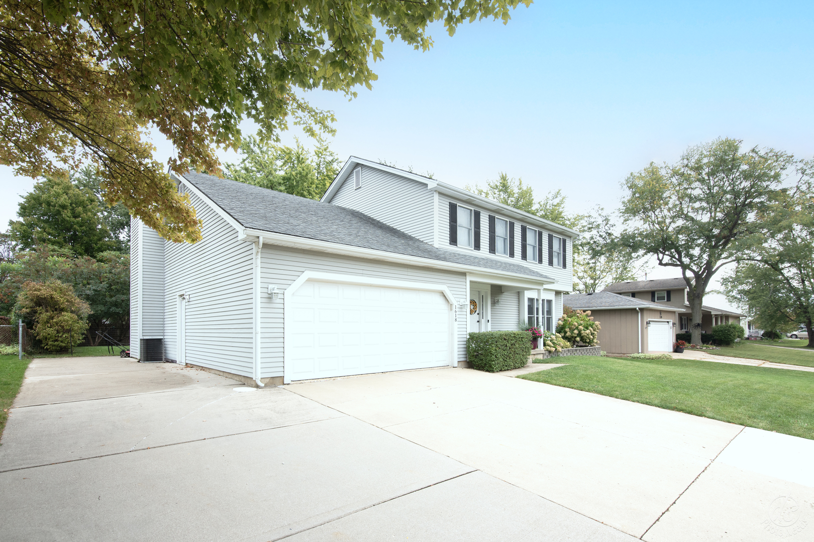 1618 Pebblewood Drive
