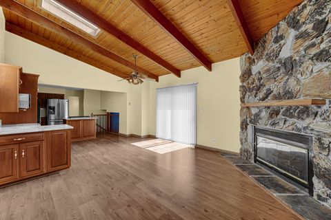 Tiny photo for 2042 W Spring Ridge Drive, Arlington Heights, IL 60004 (MLS # 12630793)