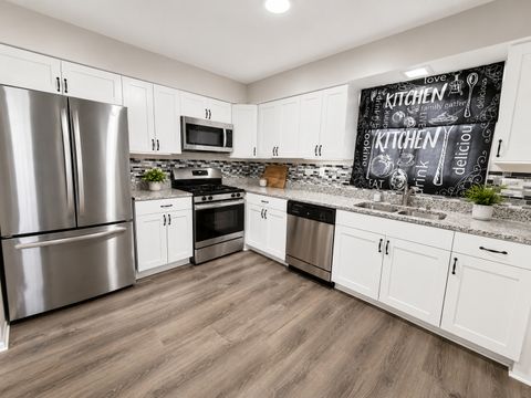 Tiny photo for 1001 Blackhawk Drive, University Park, IL 60484 (MLS # 12639604)
