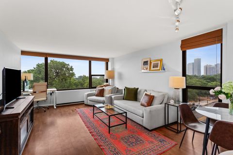 Tiny photo for 1850 N Clark Street #707, Chicago, IL 60614 (MLS # 12445044)