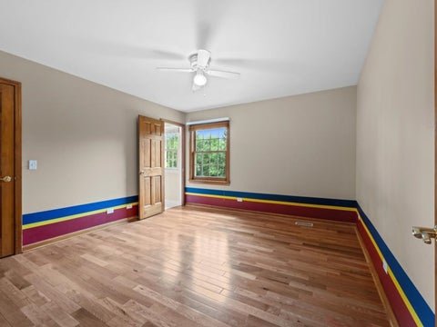Tiny photo for 7N286 Whispering Trail, St. Charles, IL 60175 (MLS # 12721005)