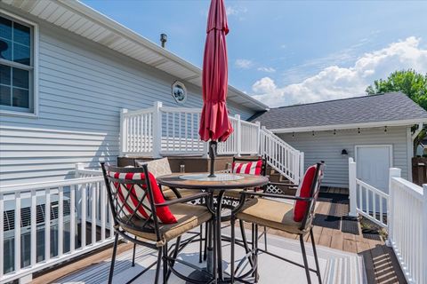 Tiny photo for 1509 Beckenham Drive, Bloomington, IL 61704 (MLS # 12530514)