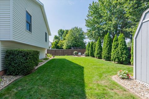 Tiny photo for 1509 Beckenham Drive, Bloomington, IL 61704 (MLS # 12530514)