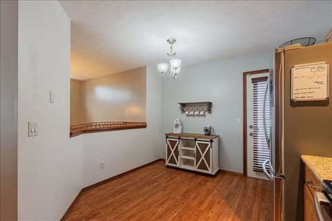 Tiny photo for 1509 Beckenham Drive, Bloomington, IL 61704 (MLS # 12530514)