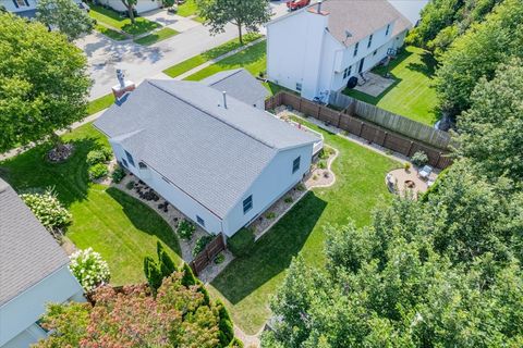 Tiny photo for 1509 Beckenham Drive, Bloomington, IL 61704 (MLS # 12530514)