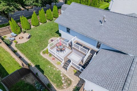 Tiny photo for 1509 Beckenham Drive, Bloomington, IL 61704 (MLS # 12530514)