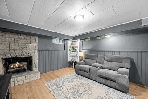 Tiny photo for 1717 N 3rd Street, Clinton, IA 52732 (MLS # 12693533)