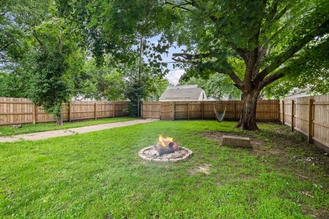 Tiny photo for 1717 N 3rd Street, Clinton, IA 52732 (MLS # 12693533)