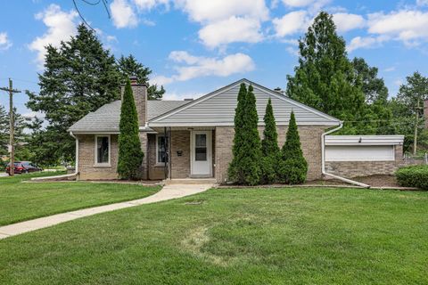 Photo of 4465 LUNT Avenue, Lincolnwood, IL 60712 (MLS # 12455054) Photo of 4465 LUNT Avenue, Lincolnwood, IL 60712 (MLS # 12455054)