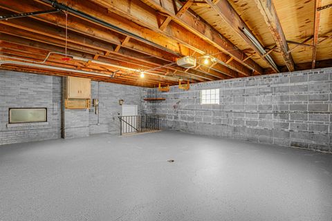 Tiny photo for 4465 LUNT Avenue, Lincolnwood, IL 60712 (MLS # 12455054)