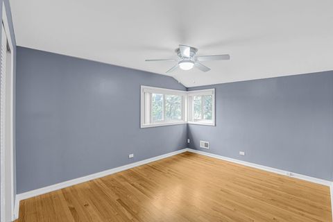 Tiny photo for 4465 LUNT Avenue, Lincolnwood, IL 60712 (MLS # 12455054)