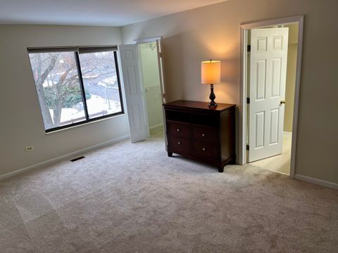 Tiny photo for 33 Shoreline Road #B, Lake Barrington, IL 60010 (MLS # 12516438)