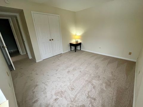 Tiny photo for 33 Shoreline Road #B, Lake Barrington, IL 60010 (MLS # 12516438)