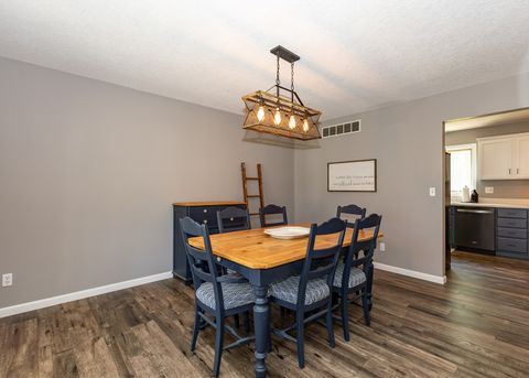Tiny photo for 57 Deer Path Court, Geneseo, IL 61254 (MLS # 12639939)