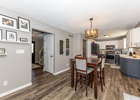 Tiny photo for 57 Deer Path Court, Geneseo, IL 61254 (MLS # 12639939)