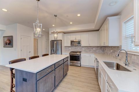 Tiny photo for 257 MASTERS Drive, Addison, IL 60101 (MLS # 12444529)