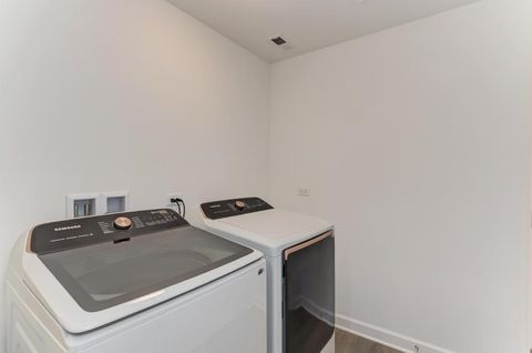 Tiny photo for 257 MASTERS Drive, Addison, IL 60101 (MLS # 12444529)