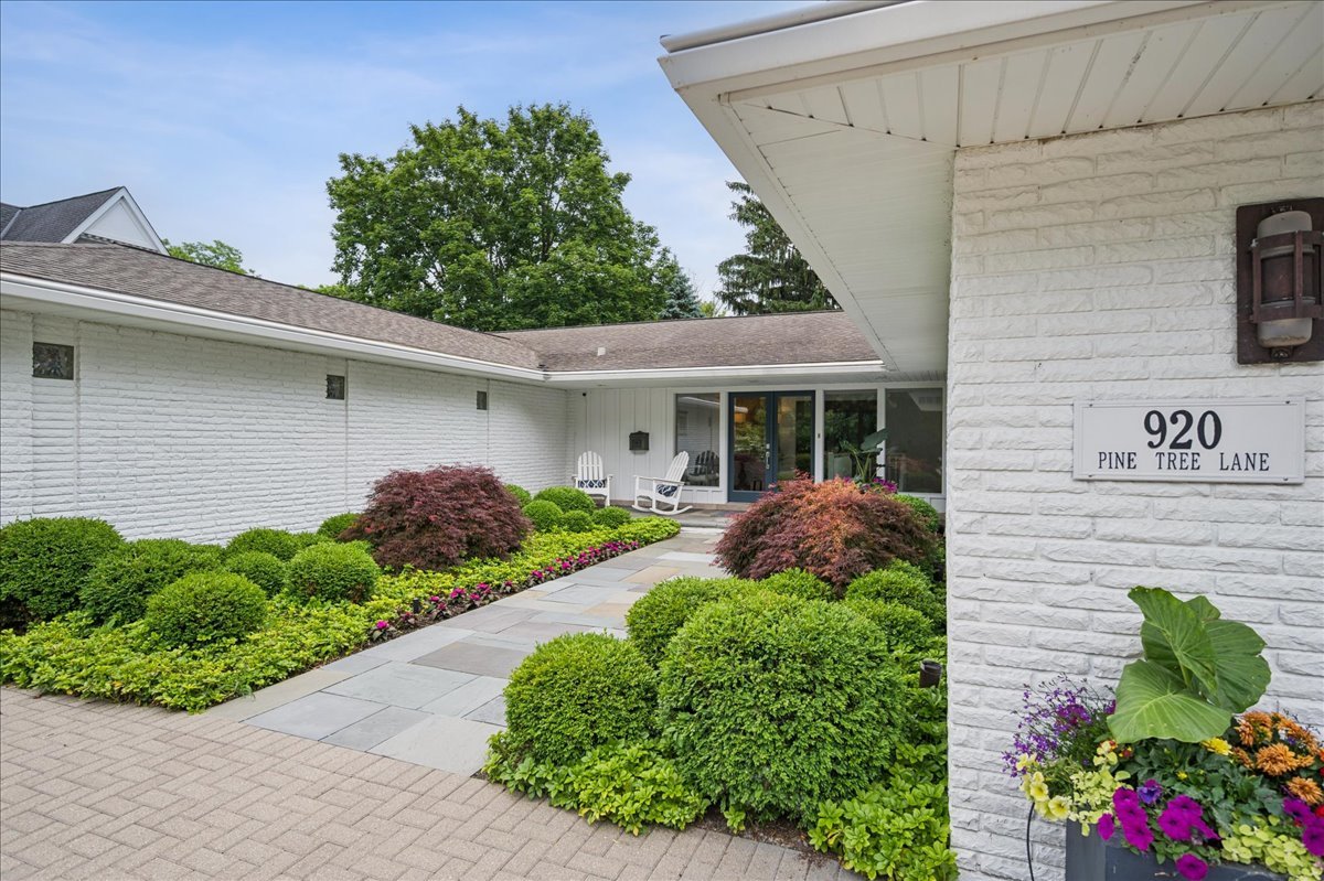 920 Pine Tree Lane