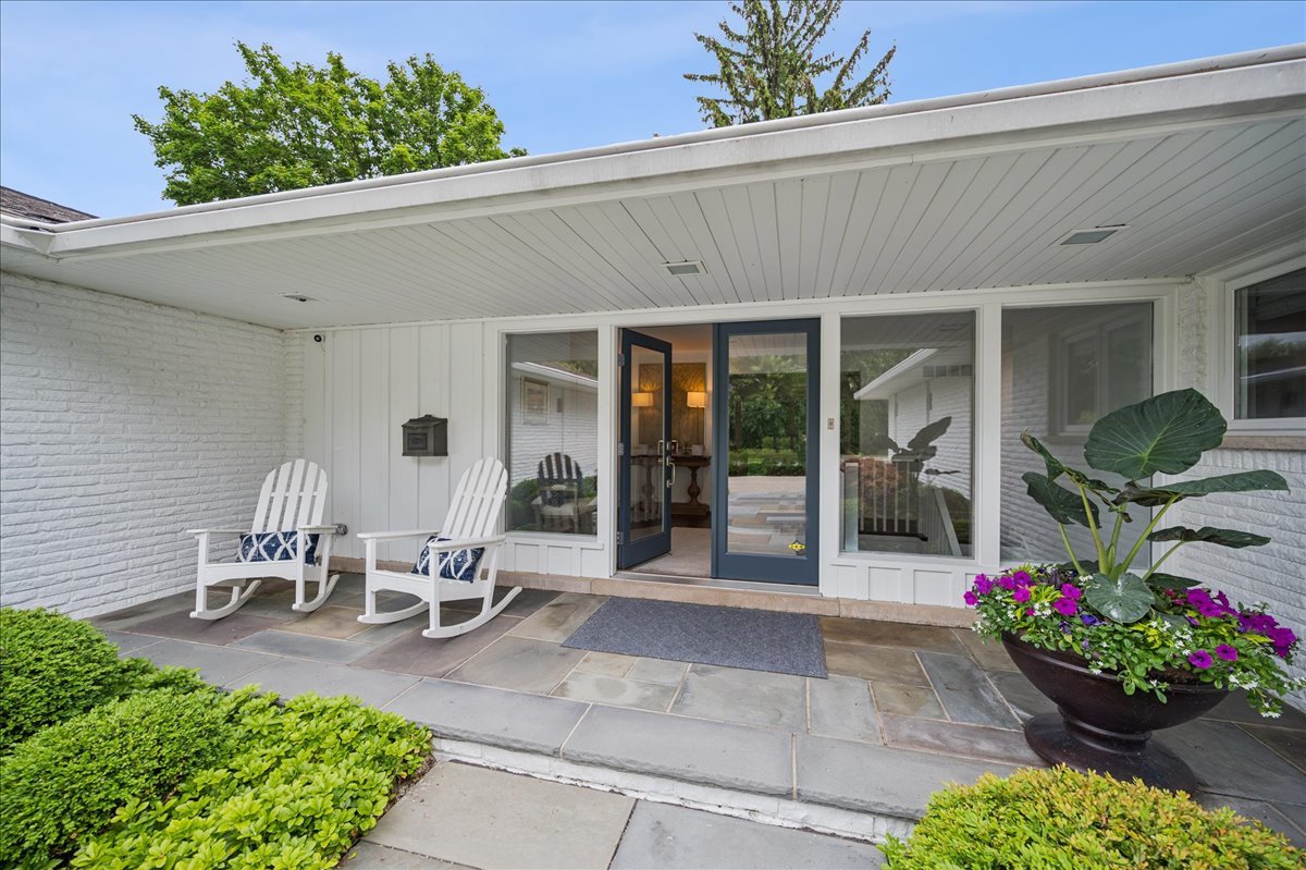 920 Pine Tree Lane