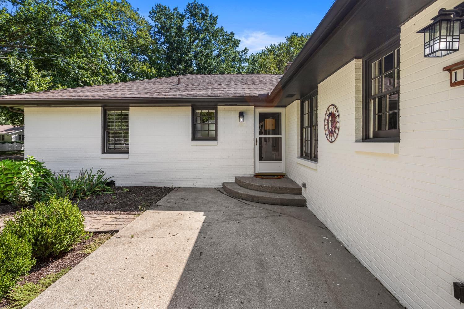 1107 Foothill Drive