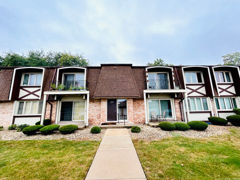 Photo of 12720 Carriage Lane #B2, Crestwood, IL 60418 (MLS # 12489743)