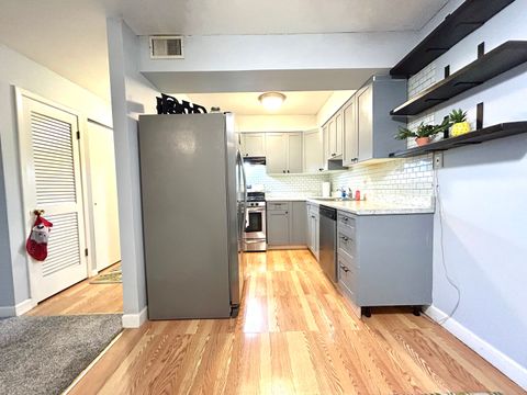 Tiny photo for 12720 Carriage Lane #B2, Crestwood, IL 60418 (MLS # 12489743)