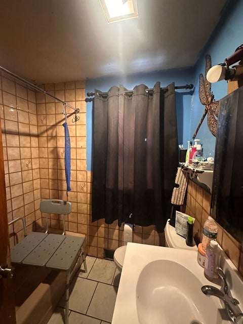 Tiny photo for 411 50th Avenue, Bellwood, IL 60104 (MLS # 12757192)