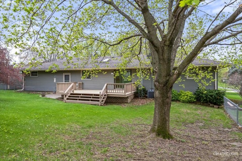 Tiny photo for 70 Highview Drive, Yorkville, IL 60560 (MLS # 12603749)