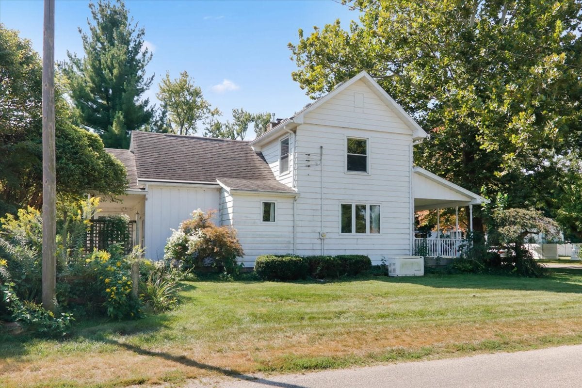 300 S Jackson Street