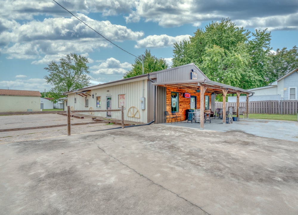 9 E Main Street