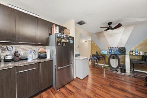 Tiny photo for 629 N Carroll Parkway #208, Glenwood, IL 60425 (MLS # 12532616)