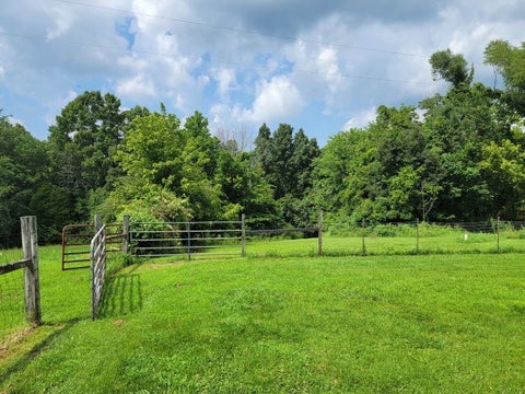 Tiny photo for 2035 Mount Hebron Road, Makanda, IL 62958 (MLS # 12687686)