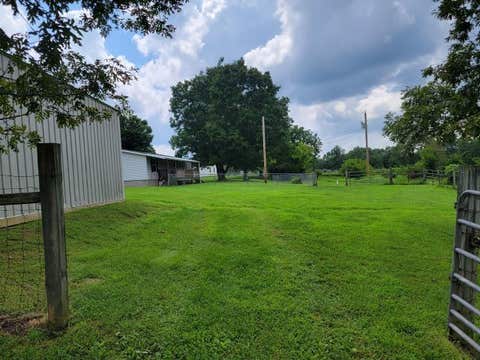 Tiny photo for 2035 Mount Hebron Road, Makanda, IL 62958 (MLS # 12687686)